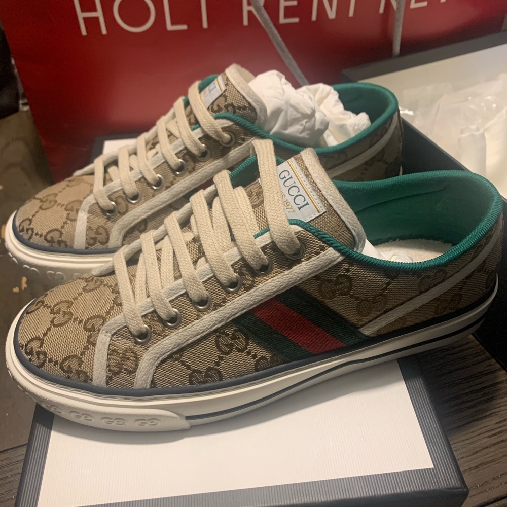 Gucci Sneakers - Picture 5 of 10